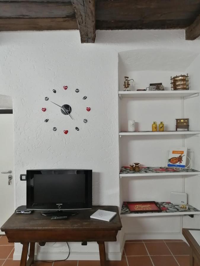 Il Sasso Appartamento Orta San Giulio Bagian luar foto