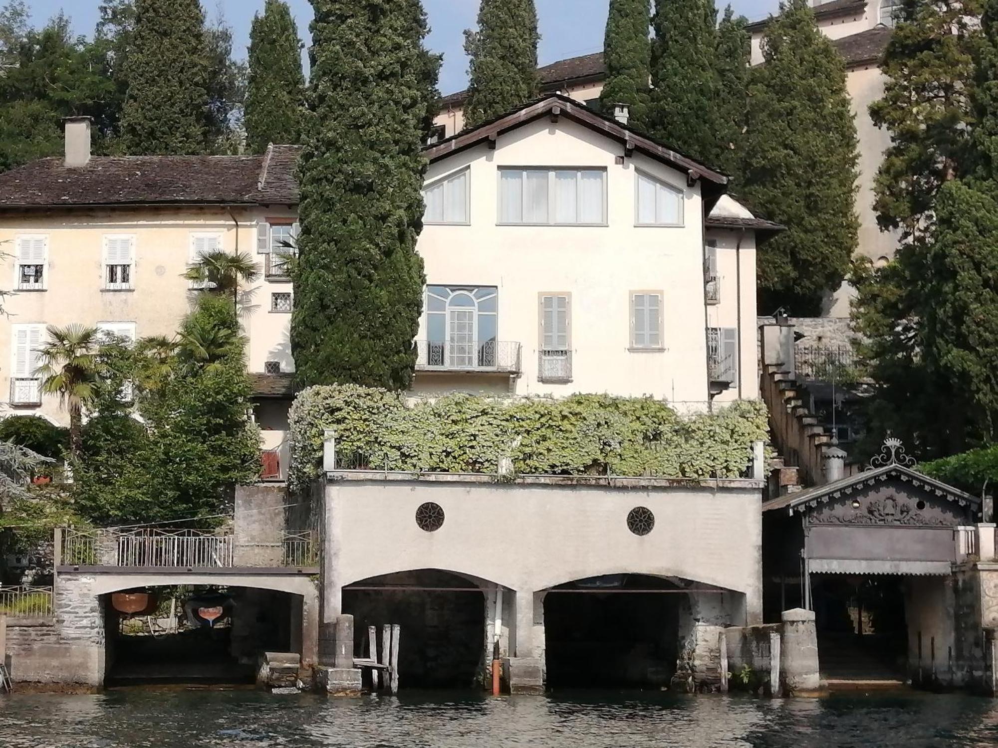 Il Sasso Appartamento Orta San Giulio Ruang foto